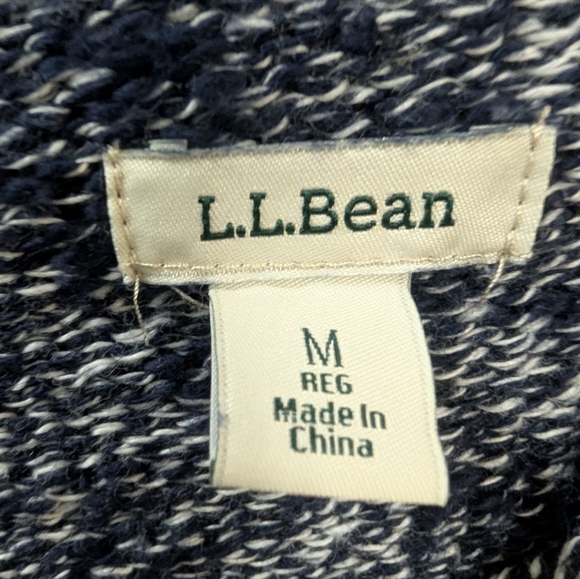 L.L BEAN GRAY LONG SLEEVE KNITTED SWEATER Size Medium - Picture 6 of 8